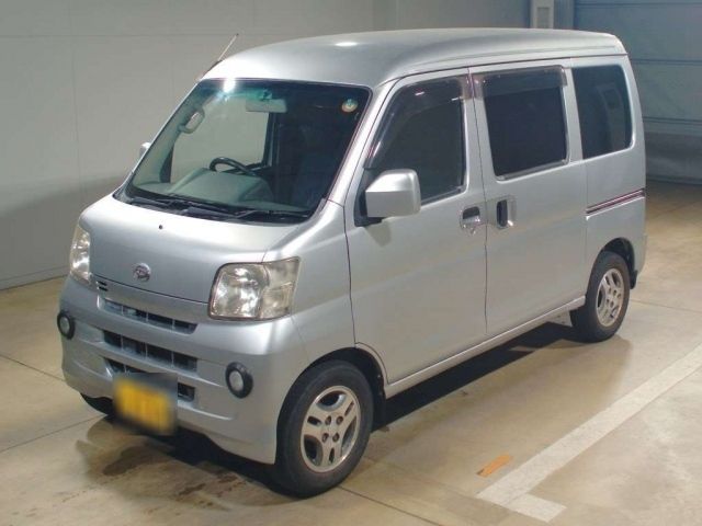 7227 Daihatsu Hijet van S331V 2011 г. (TAA Kinki)